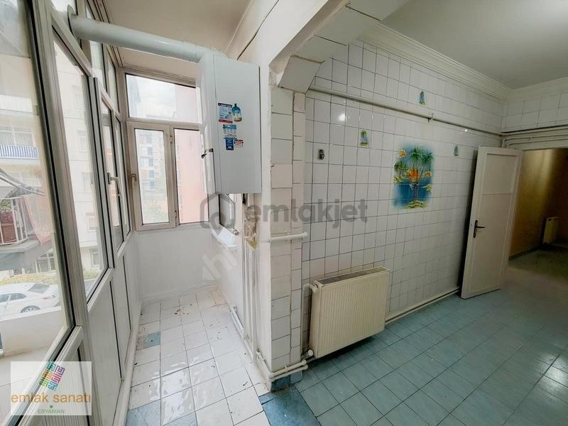 Demetevler Merkezi Konumda 3+1 Satılık Daire - 9