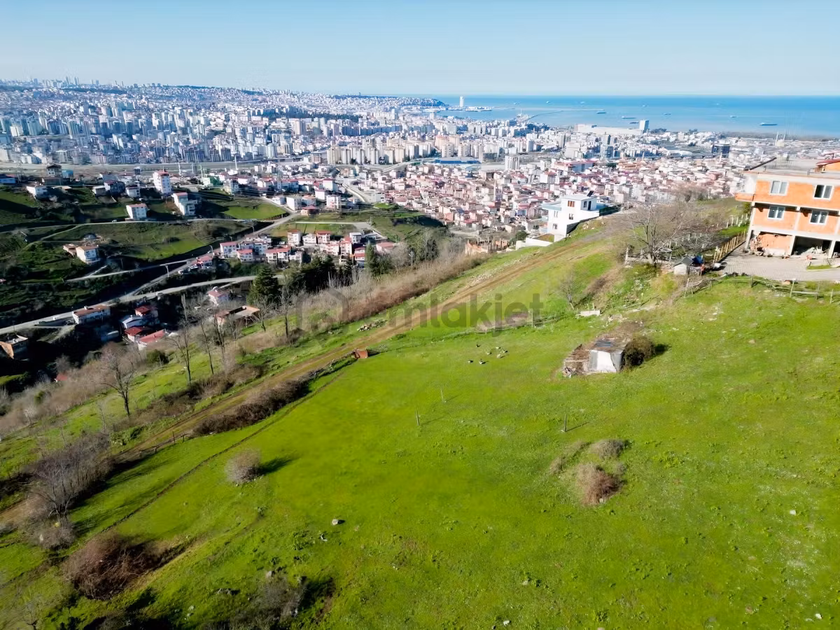 Şehir Manzaralı 6 Kata İmarlı Arsa - 3