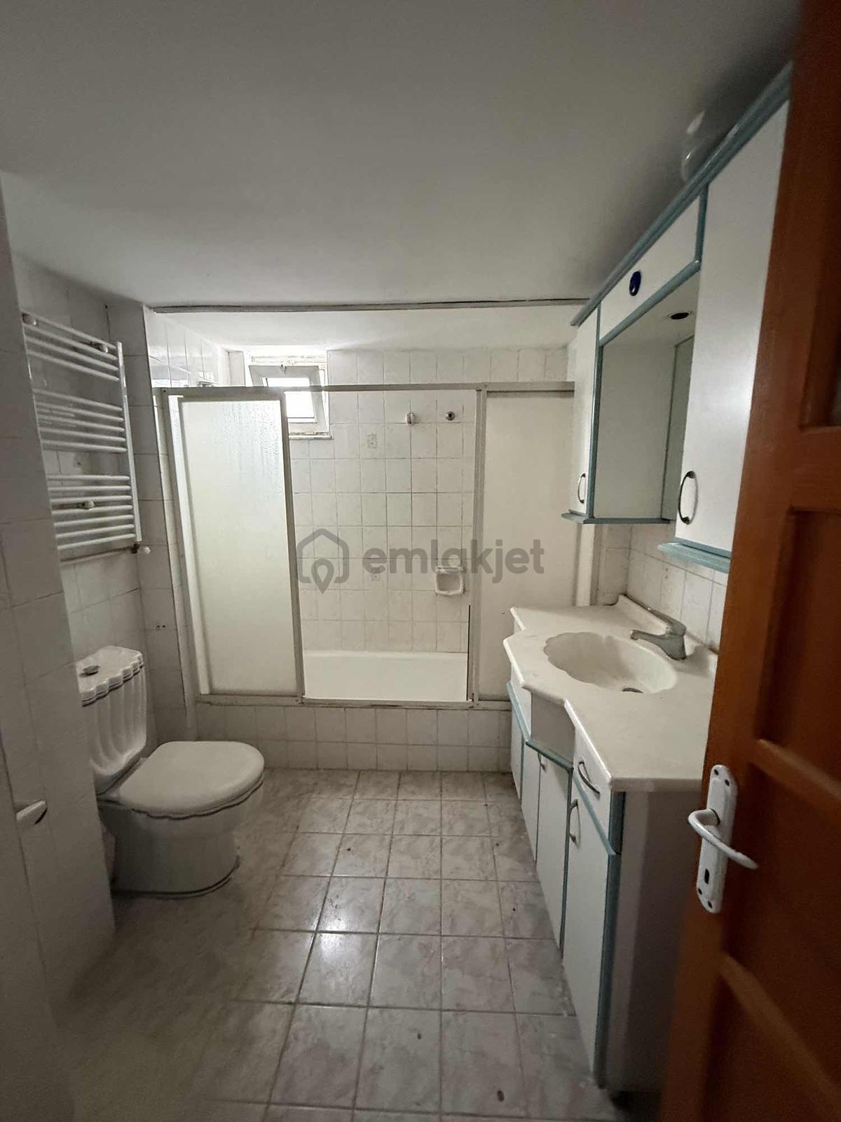 Emlak Center'dan Peker Mah 3+1 Kiralık Ara Kat Daire - 23