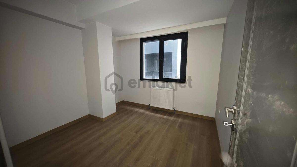 Remax Select Ten Esenyurt İkon Park Ta Kiralık - 14