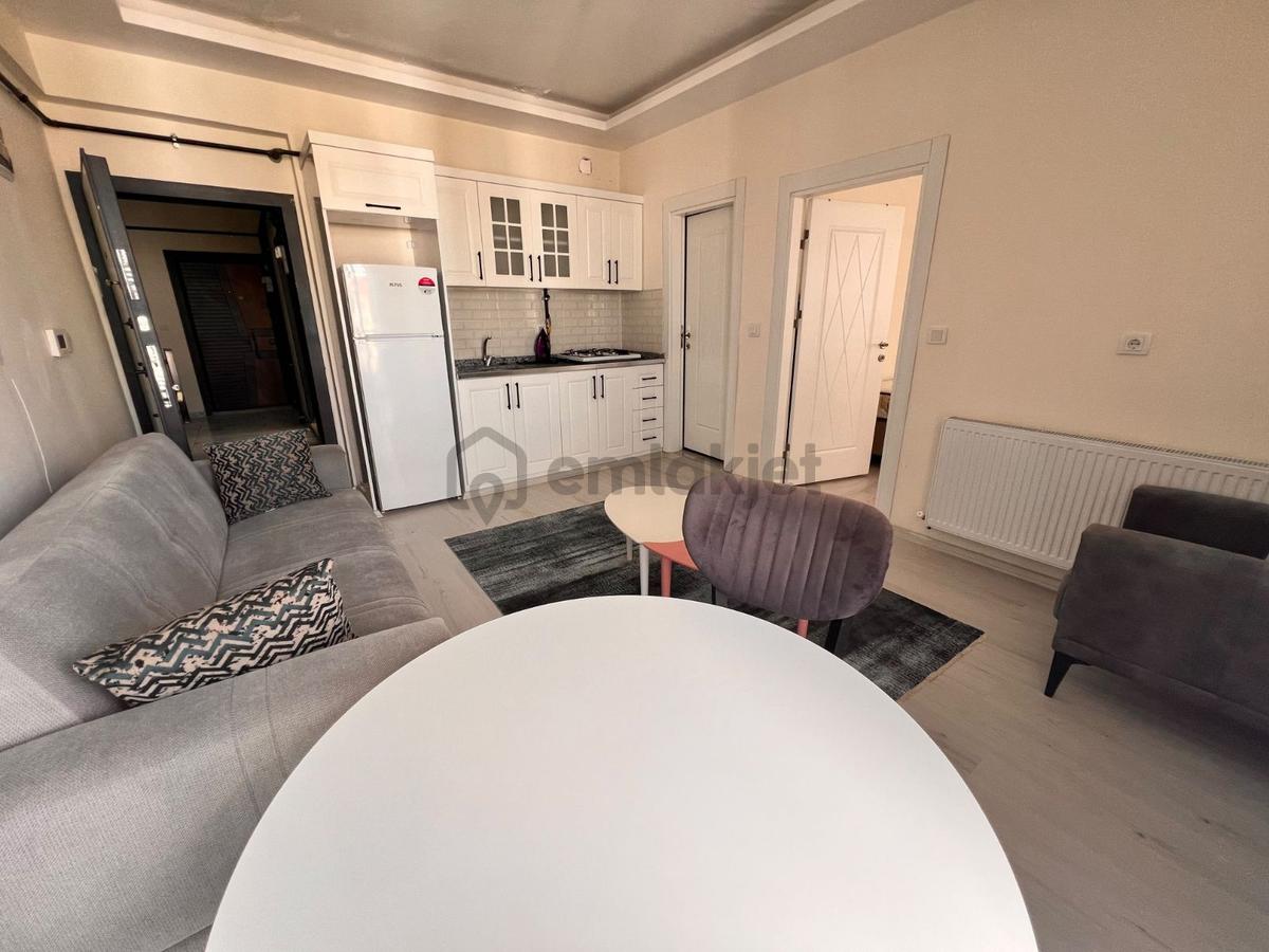 Anyapı Gm Hastahane Karşısı Eşyalı 1+1 Kiralık Daire