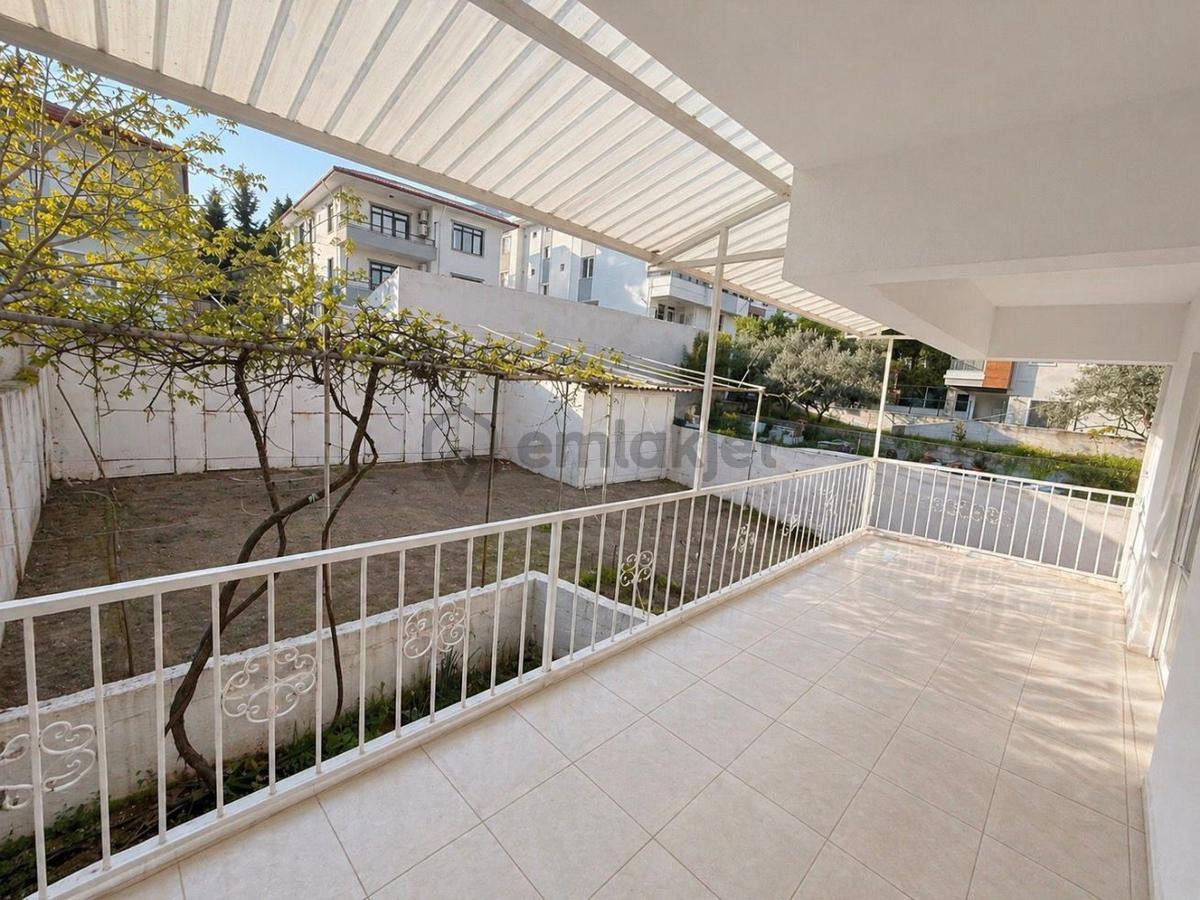 Muğla Orhaniye'de Şehrin Kalbinde Kiralık 2+1 Arakat Daire - 12