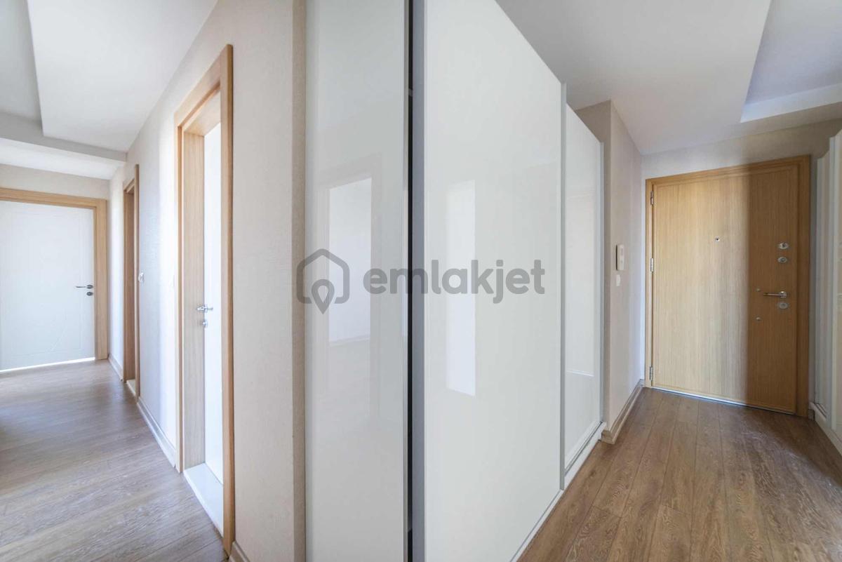 Prestij Modern'de Kiralık 3+1 Kapalı Mutfak Manzaralı - 4