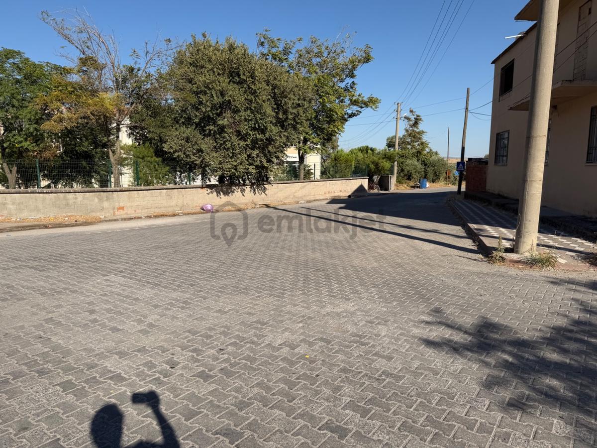 Akhisar Kapaklı'da Satılık Villa İmarlı Arsa