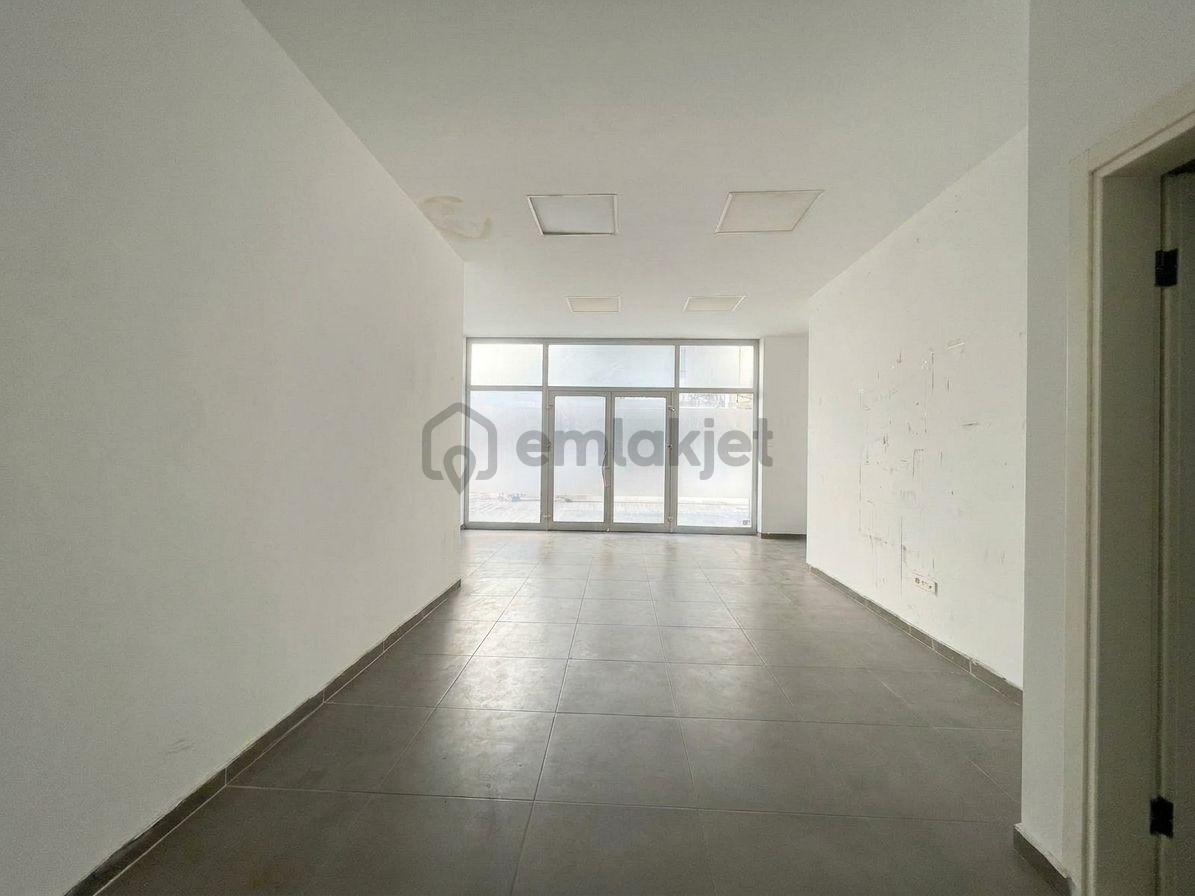 Bayraklı Manavkuyuda Kiralık Dükkan - 4