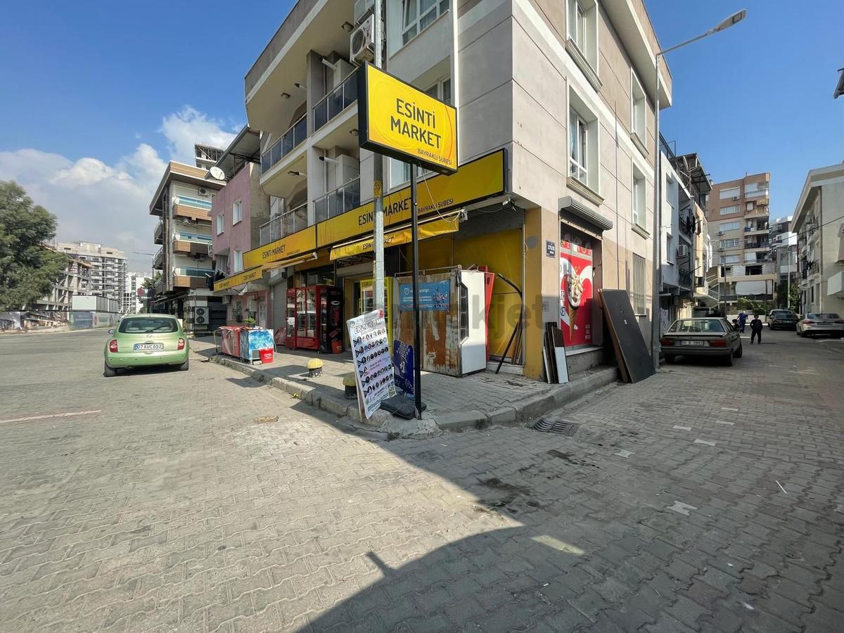 Bayraklı Manavkuyuda Kiralık Dükkan - 9