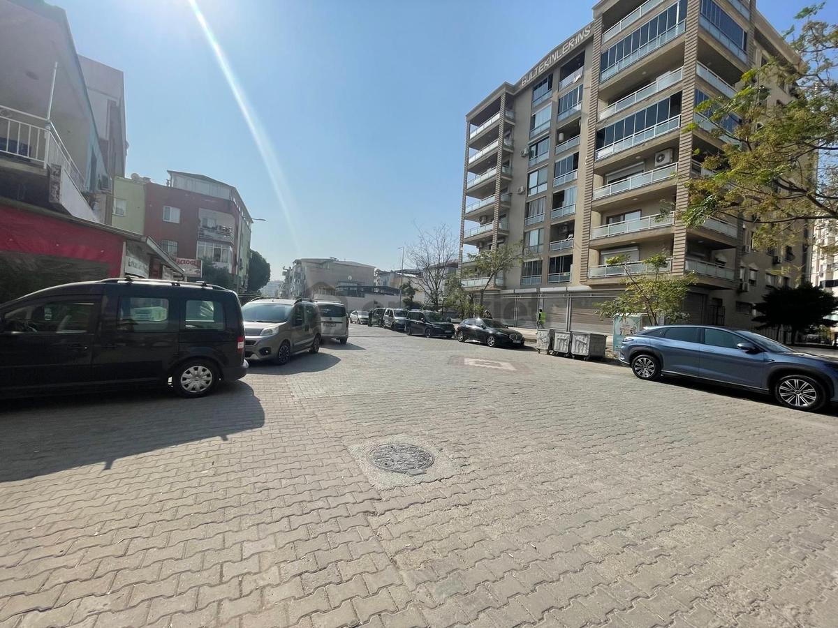 Bayraklı Manavkuyuda Kiralık Dükkan - 10