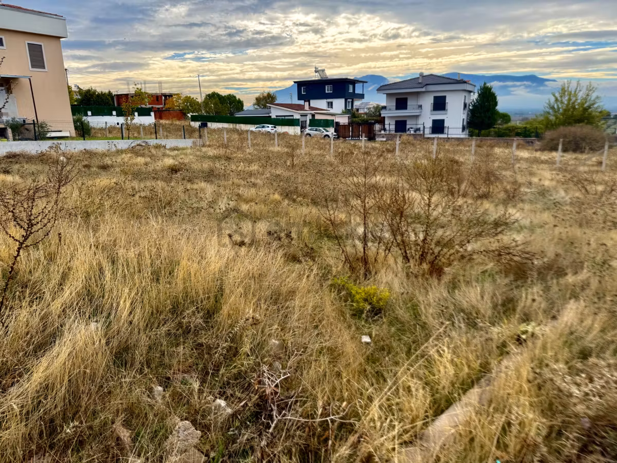 Gülbahçe Mahallesi Satılık Villa İmarlı Köşe Parsel Arsa - 3