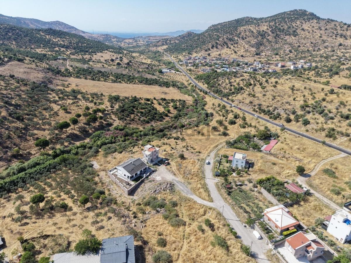 Dikili Esentepe'de Konut İmarlı 2 Satılık Arsa - 4