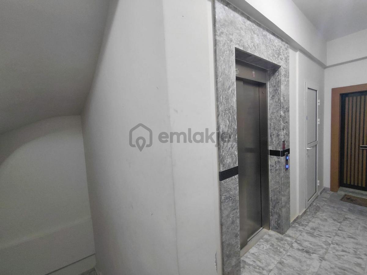 Bayraklı Şehir Hastanesine Yakın 2+1 Kiralık Daire - 6