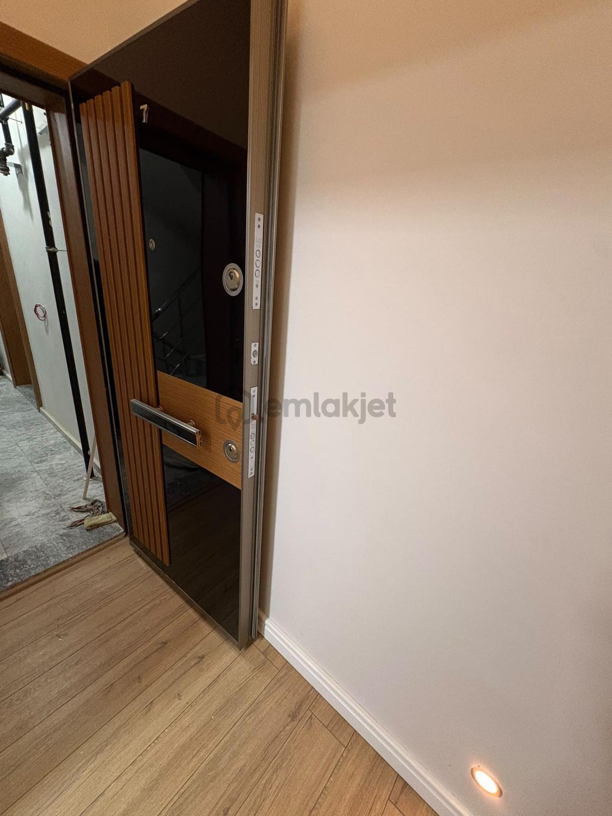 Bayraklı Şehir Hastanesine Yakın 2+1 Kiralık Daire - 3