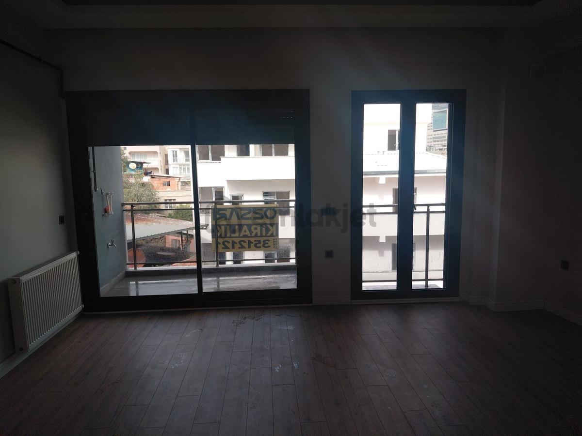 Bayraklı Şehir Hastanesine Yakın 2+1 Kiralık Daire - 11