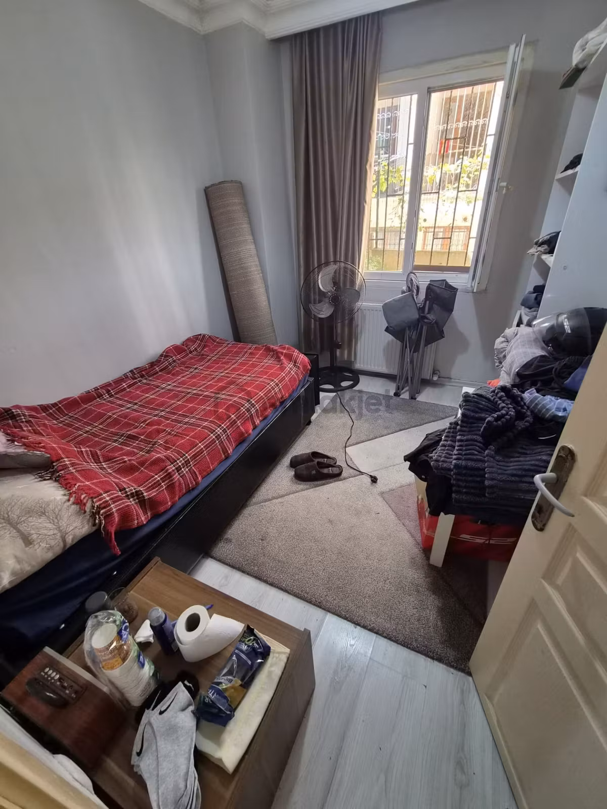 Güneyden Ulaşıma Yakın Ayrı Mutfaklı Teraslı .1+1.65m2 - 4