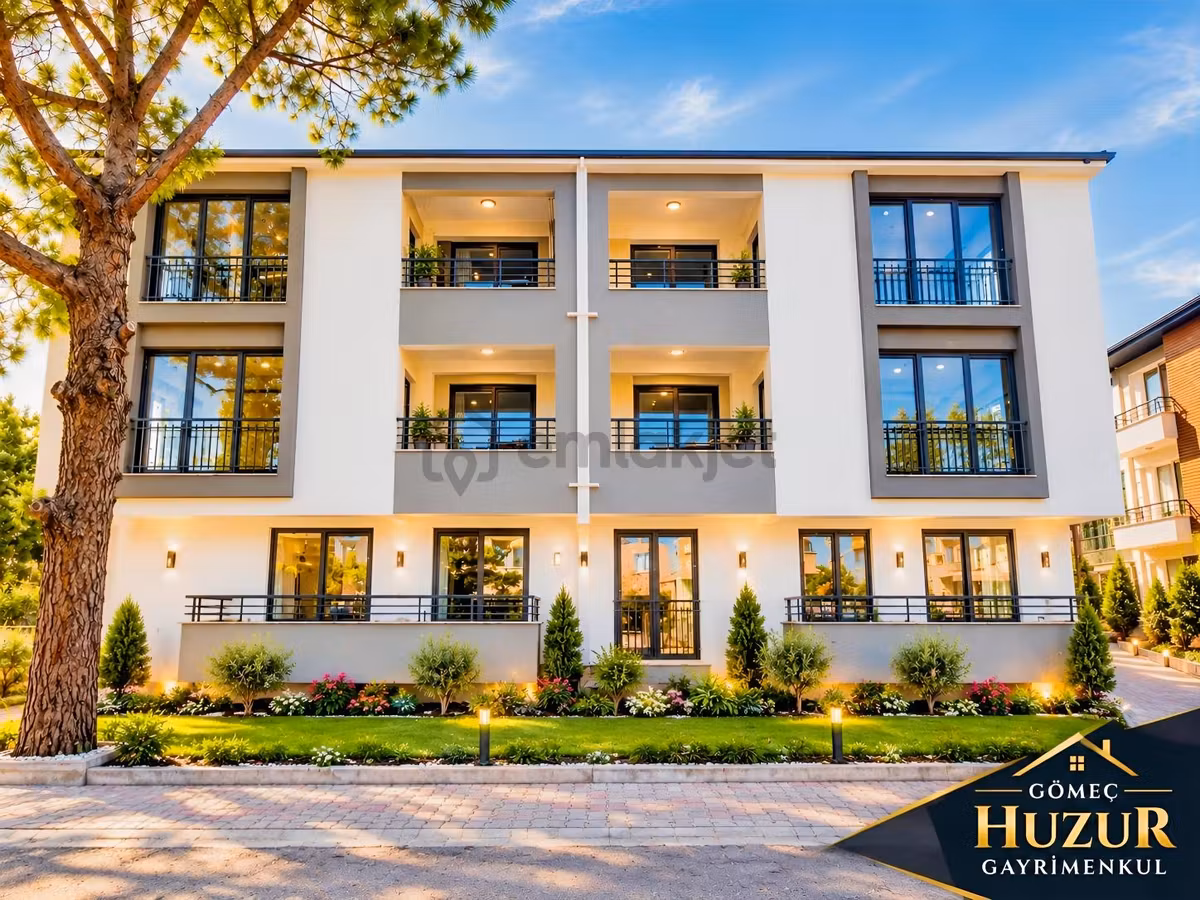 Huzur^dan Devlet Hastanesi Bölgesinde Ultra Lüx Arakat Satılık