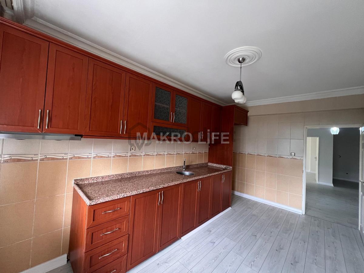 Luna Park Kavşağı'nda Kiralık 3+1 Daire - 4