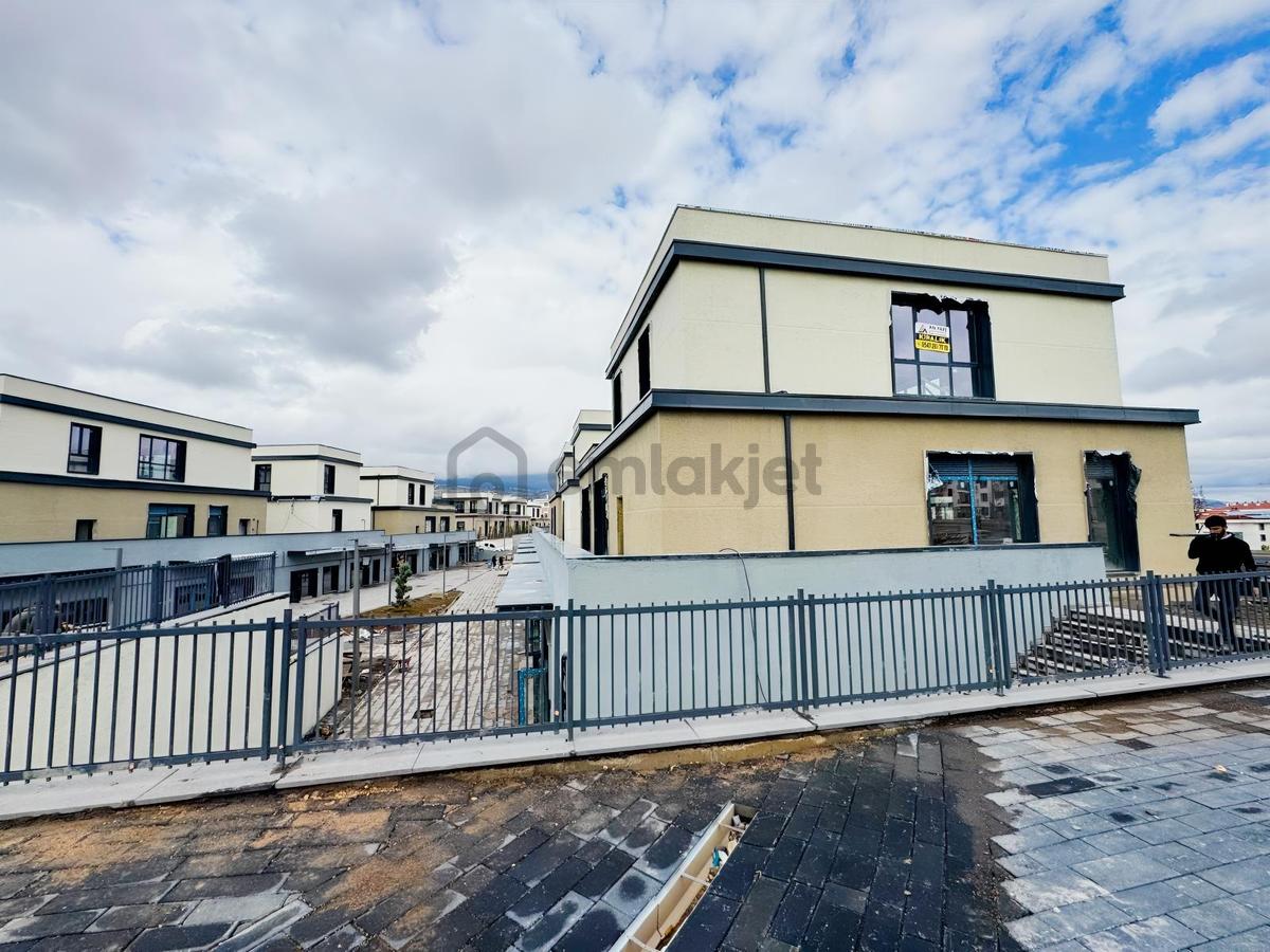 An Yapı Emlak'tan İnderede Kiralık 373 M2 2 Katlı Teraslı Dükkan - 16