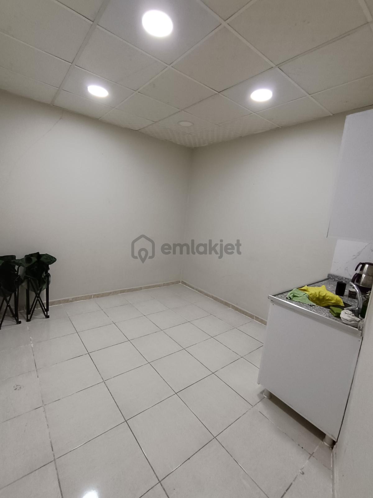 Yenişehir'de Sahibinden Satılık Dükkan - 5