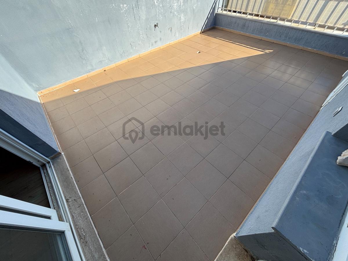Didim Efeler'de Ön Cephe Ayrı Mutfaklı 4+1 Dubleks - 21