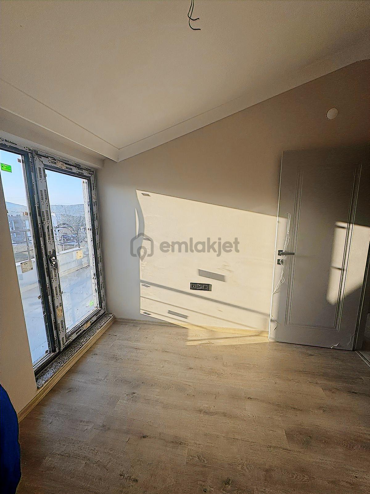 Bandırma Mavi Emlaktan Yeni Mah. 2+1 Dubleks Satılık Daire - 8