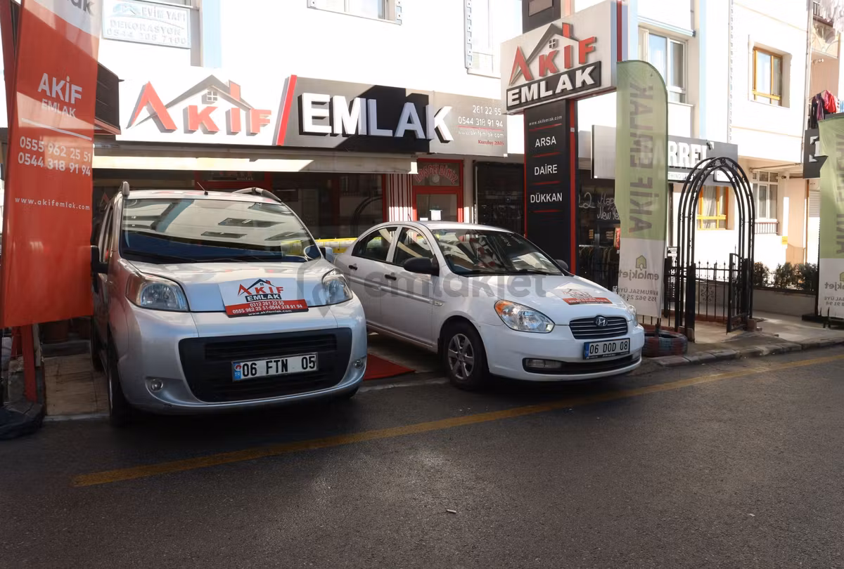 Akif'ten Elvan'da Üç Cepheli Çift Balkonlu Yapılı 2+1 Satılık Daire - 24