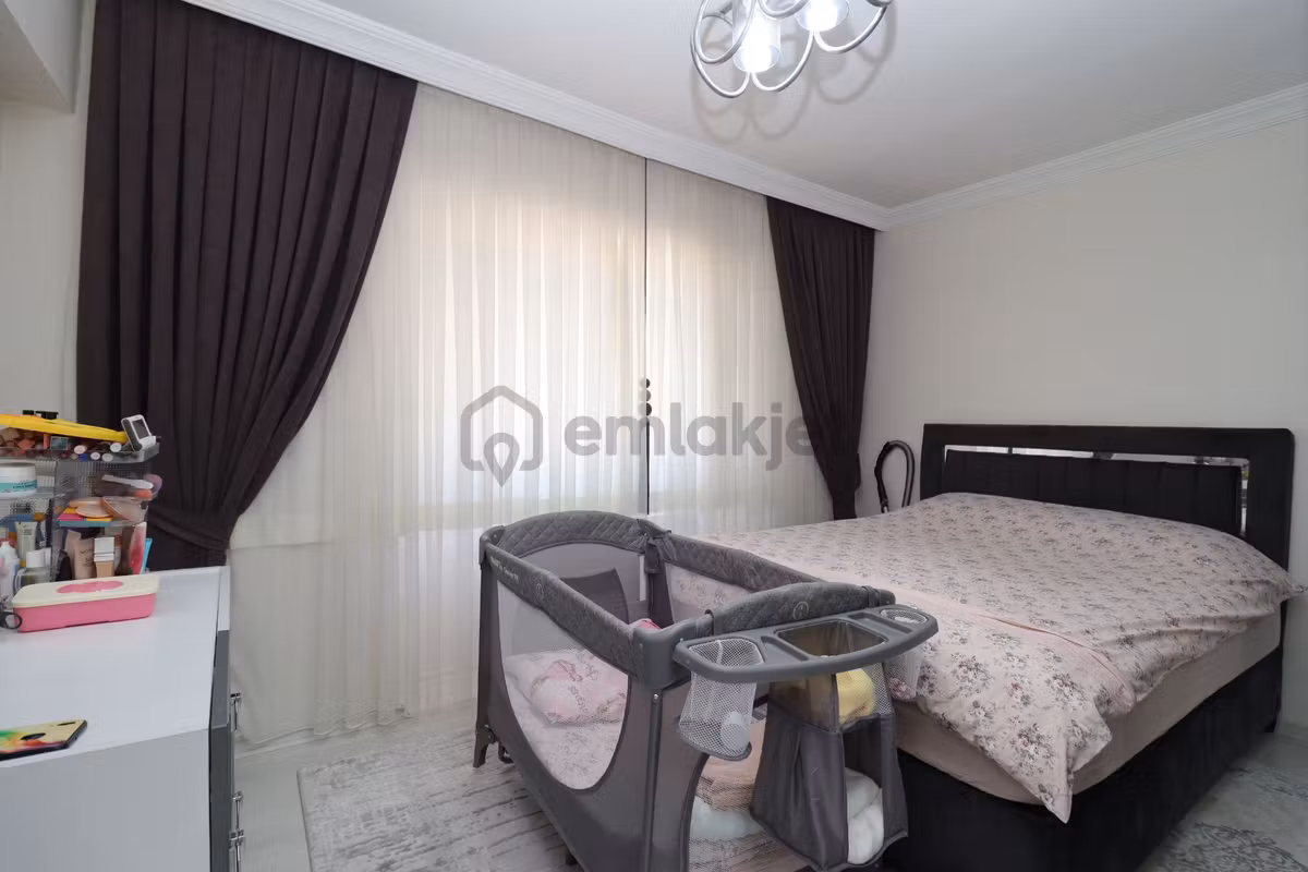 Akif'ten Elvan'da Üç Cepheli Çift Balkonlu Yapılı 2+1 Satılık Daire - 18