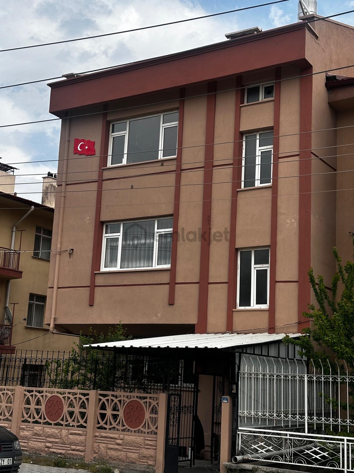 Sahibinden Acil Satılık.3.5 Katlı Komple Bina - 6