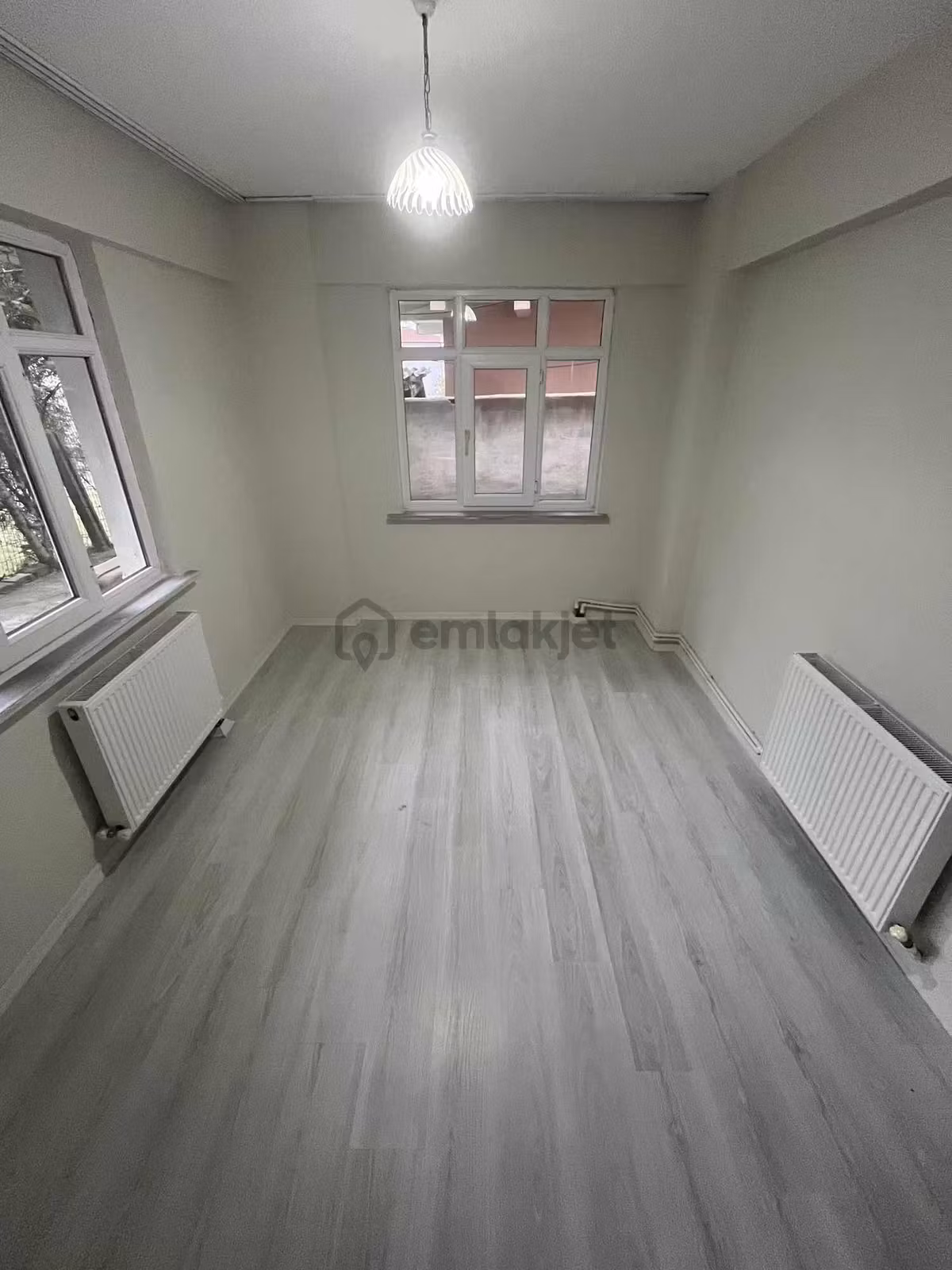 Acill Merkezi Konumda Uygun 2+1 Daire - 5