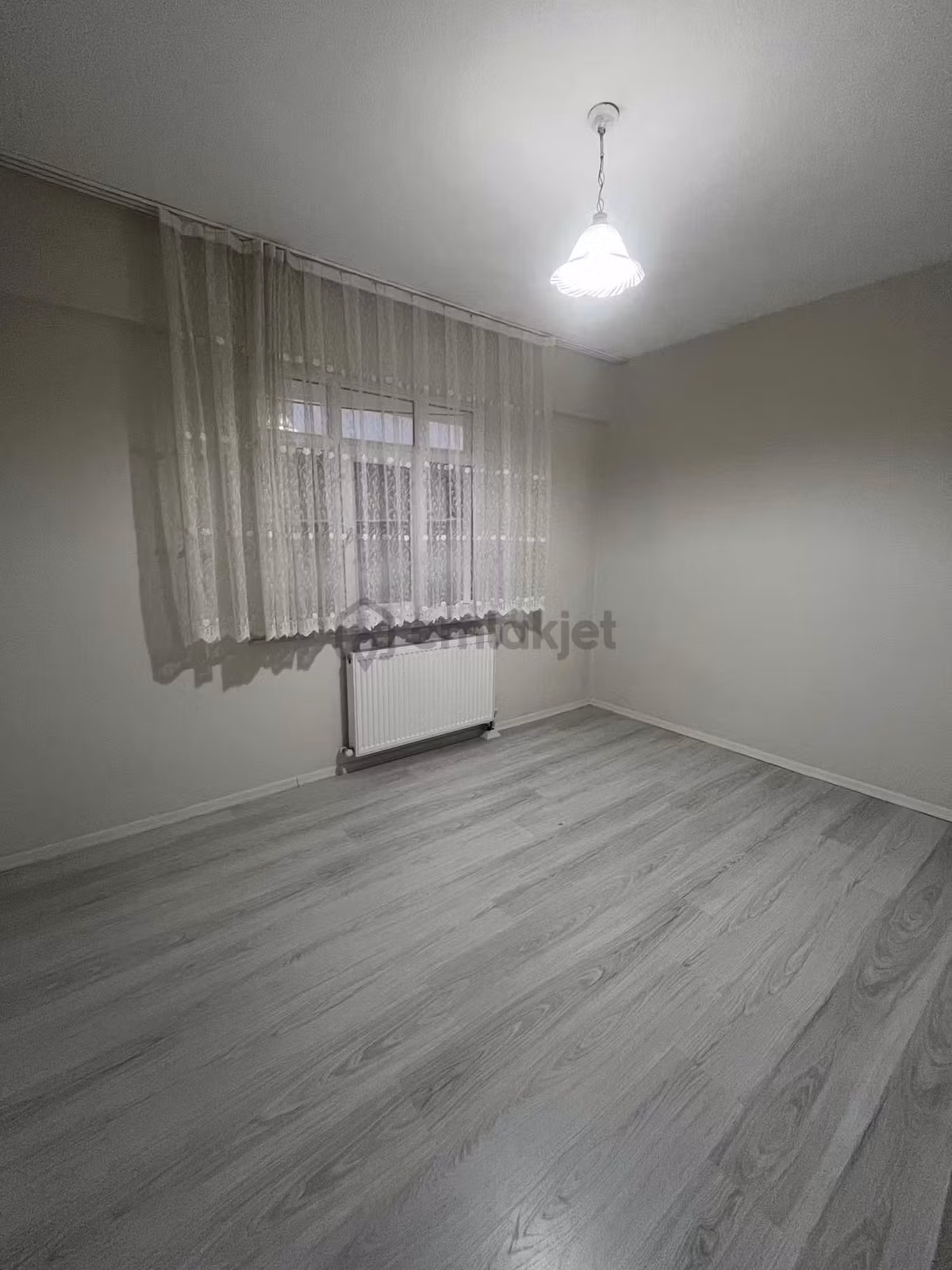 Acill Merkezi Konumda Uygun 2+1 Daire - 6