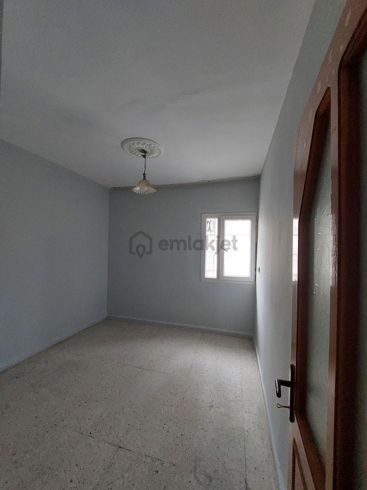 Bulvara Çok Yakın Taşınmaya Hazır Daire!! - 9