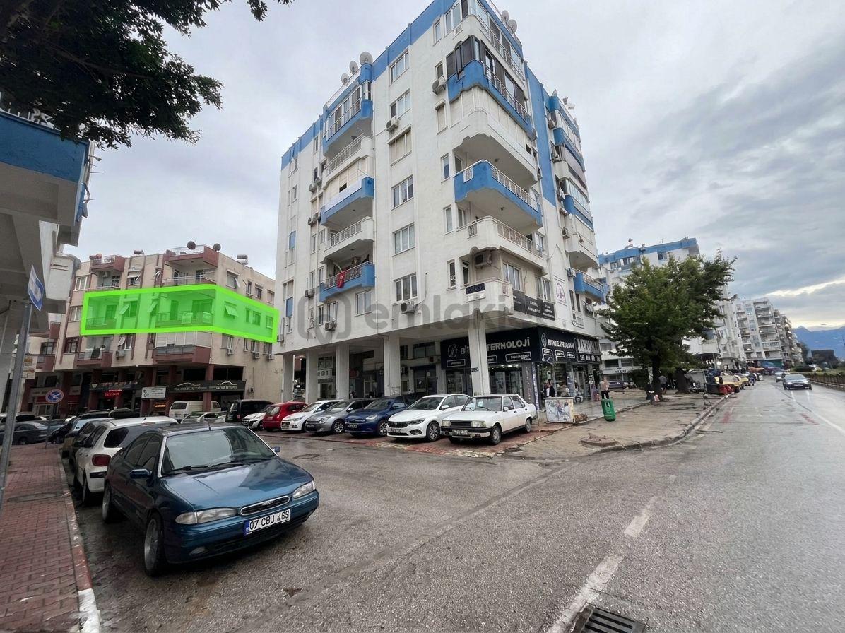 100.yıl Caddeye İkinci Bina 3+1 Kiralık