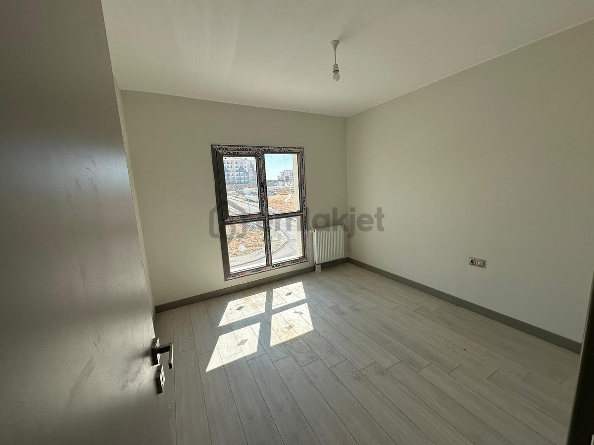 Güneyşehir Toki 2.etap 2.bölgede Kiralık 3+1 Ara Kat Daire - 9