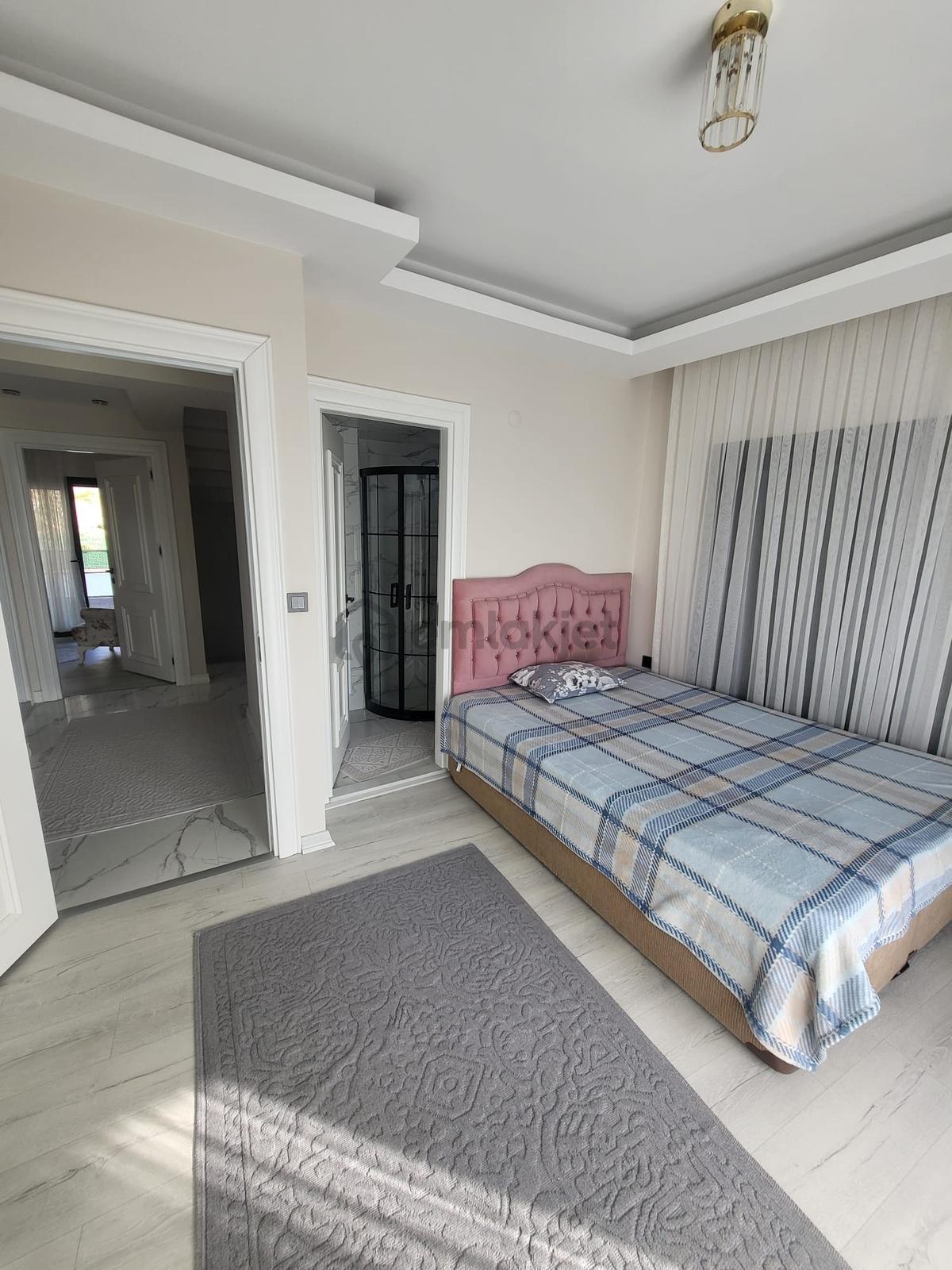 Turpa'dan Kaynaklar Merkezde Emsalsiz Lüx Villa - 8