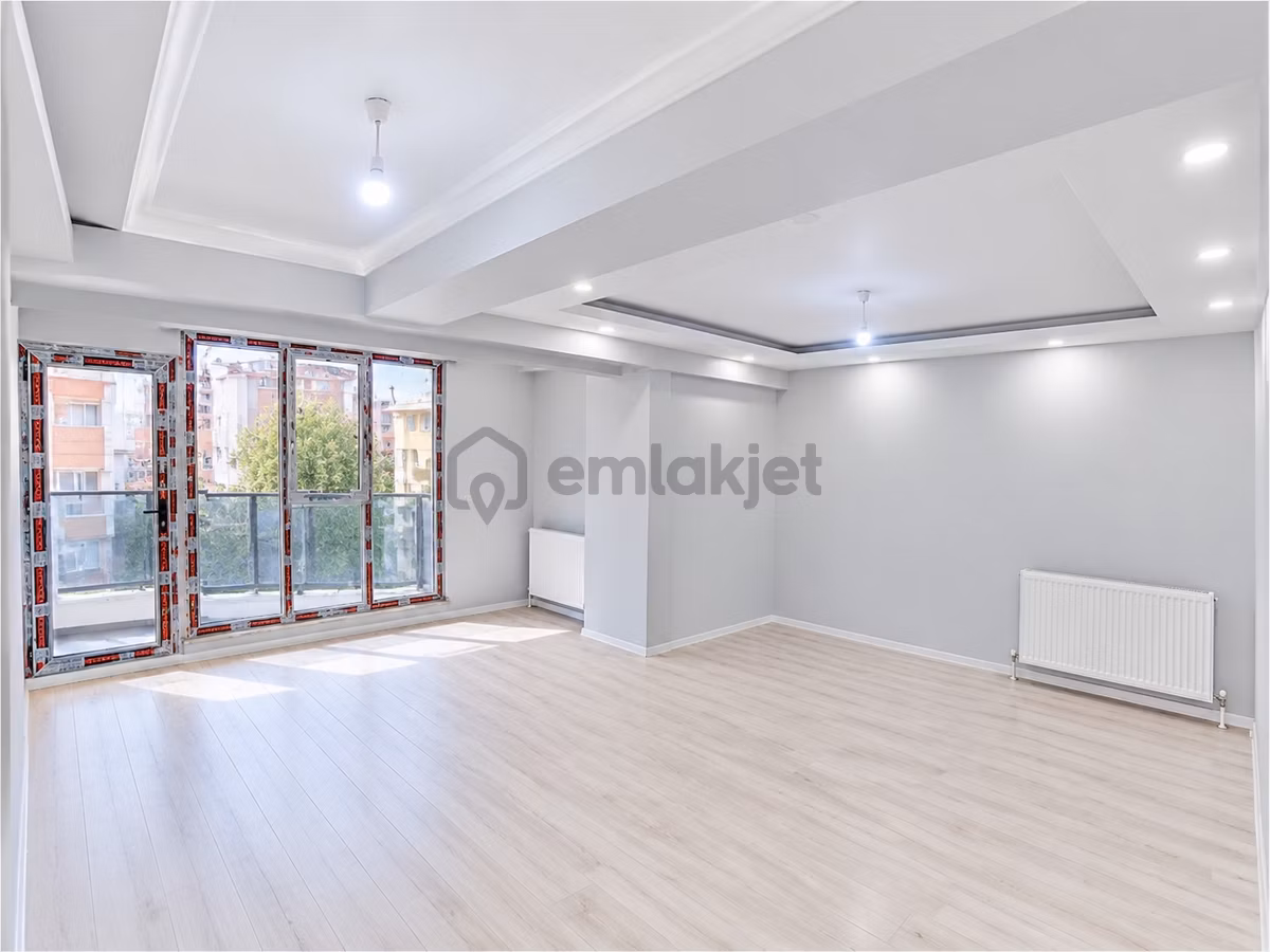 Reşitpaşa Caddesinde Kiralık 3+1 Sıfır Daire Metrobüse 3 Dk