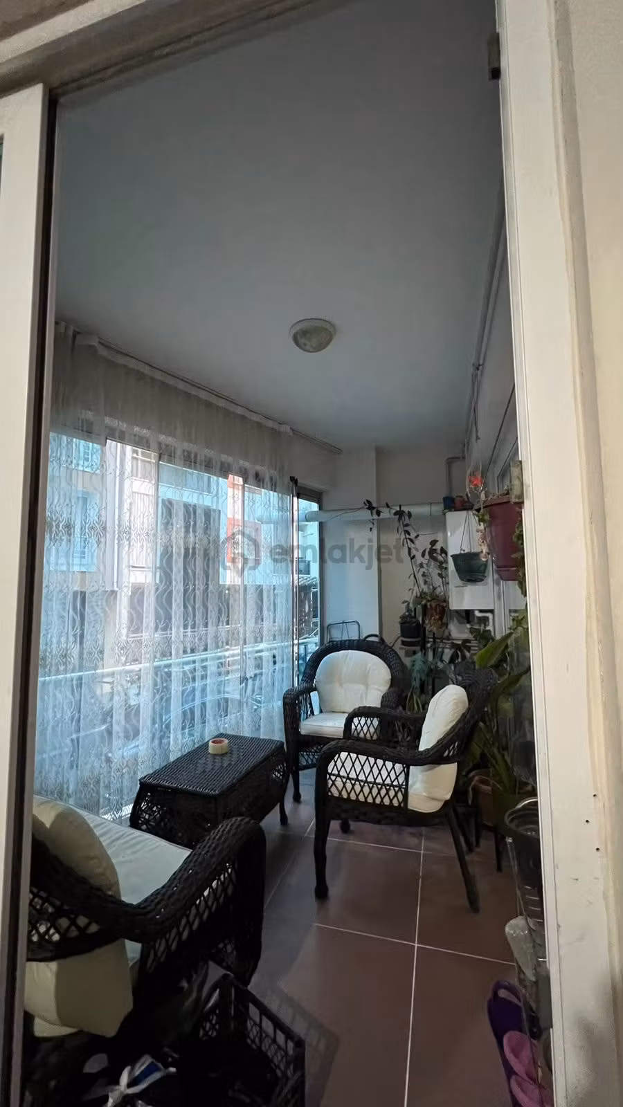 Nazilli Yeni Mahallenin Kalbinde Geniş Arakat Daire - 4