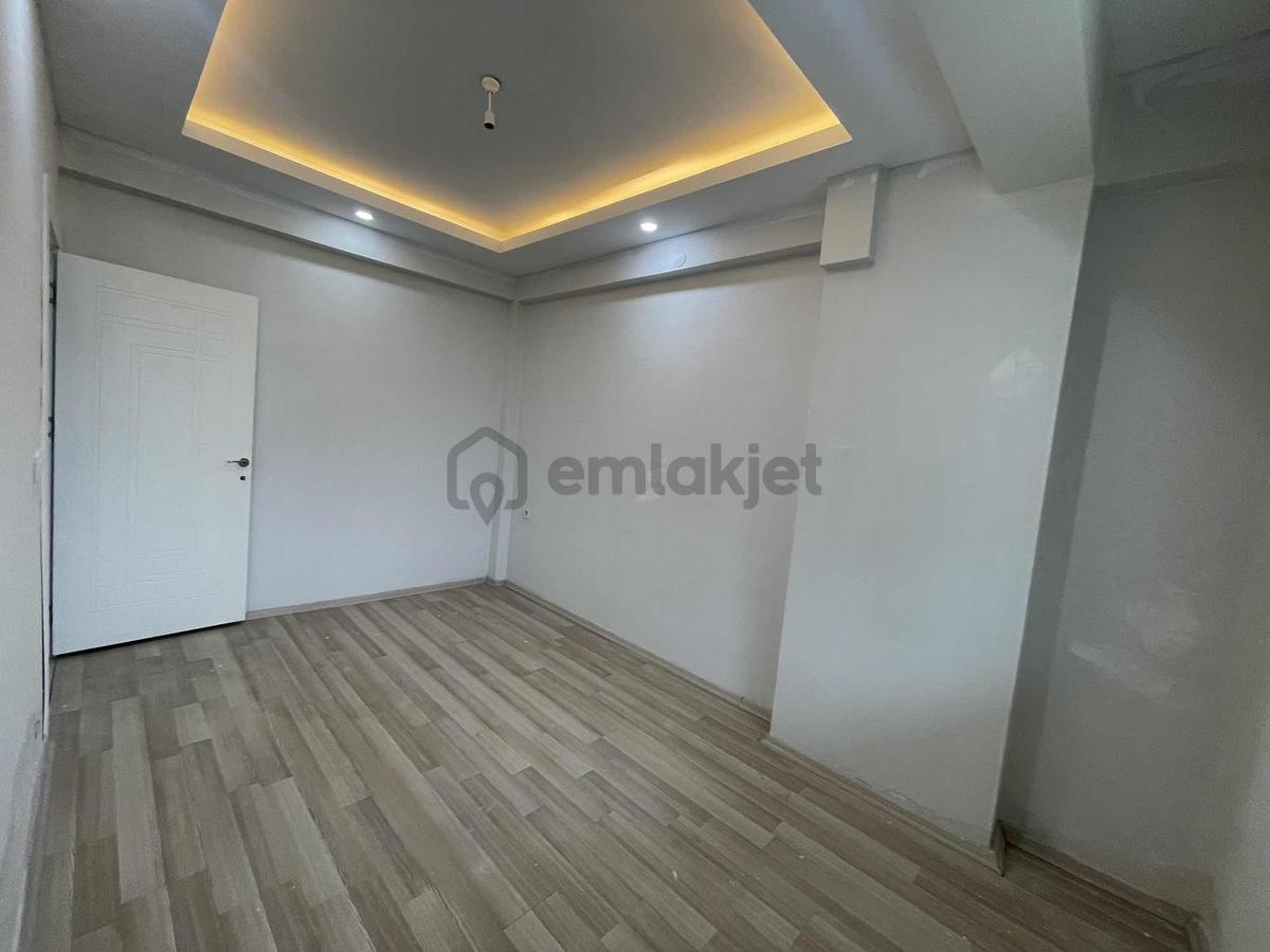 Adli Tıp Arkasında Satılık 2+1 Fırsat Daire! - 8