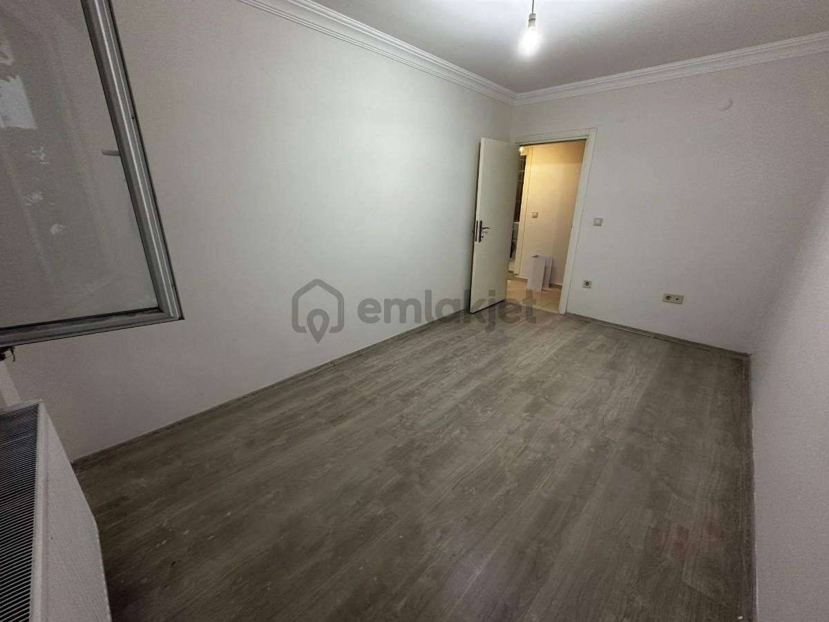 Güzeltepe Tevfik Fikret Cad. -1.kat 2+1 75m2 Temiz Satılık Daire - 14