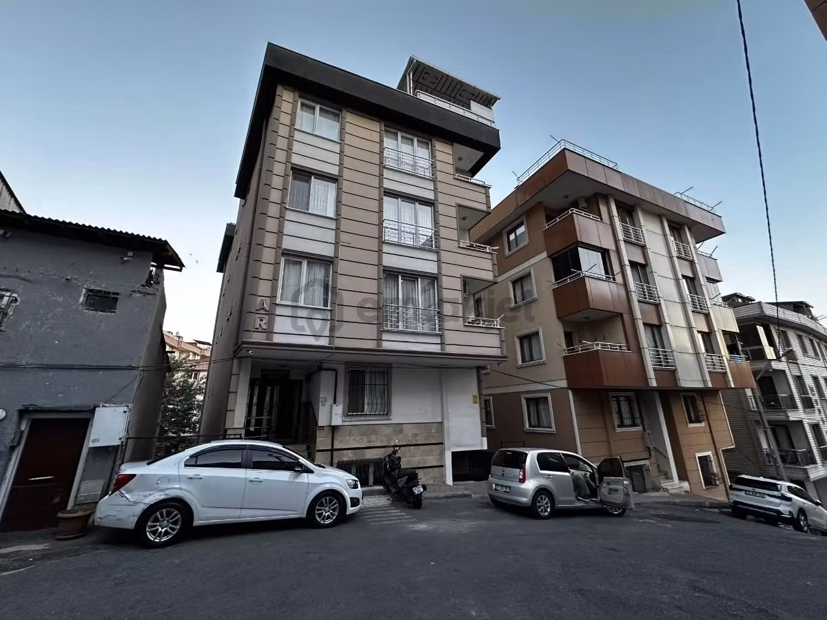 Güzeltepe Tevfik Fikret Cad. -1.kat 2+1 75m2 Temiz Satılık Daire