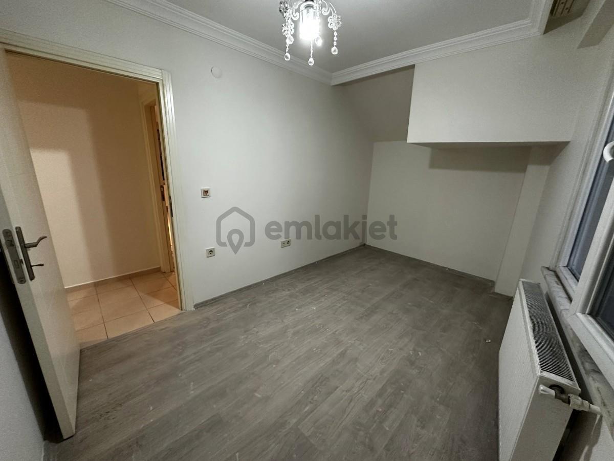 Güzeltepe Tevfik Fikret Cad. -1.kat 2+1 75m2 Temiz Satılık Daire - 9