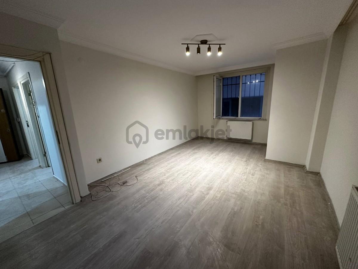 Güzeltepe Tevfik Fikret Cad. -1.kat 2+1 75m2 Temiz Satılık Daire - 4