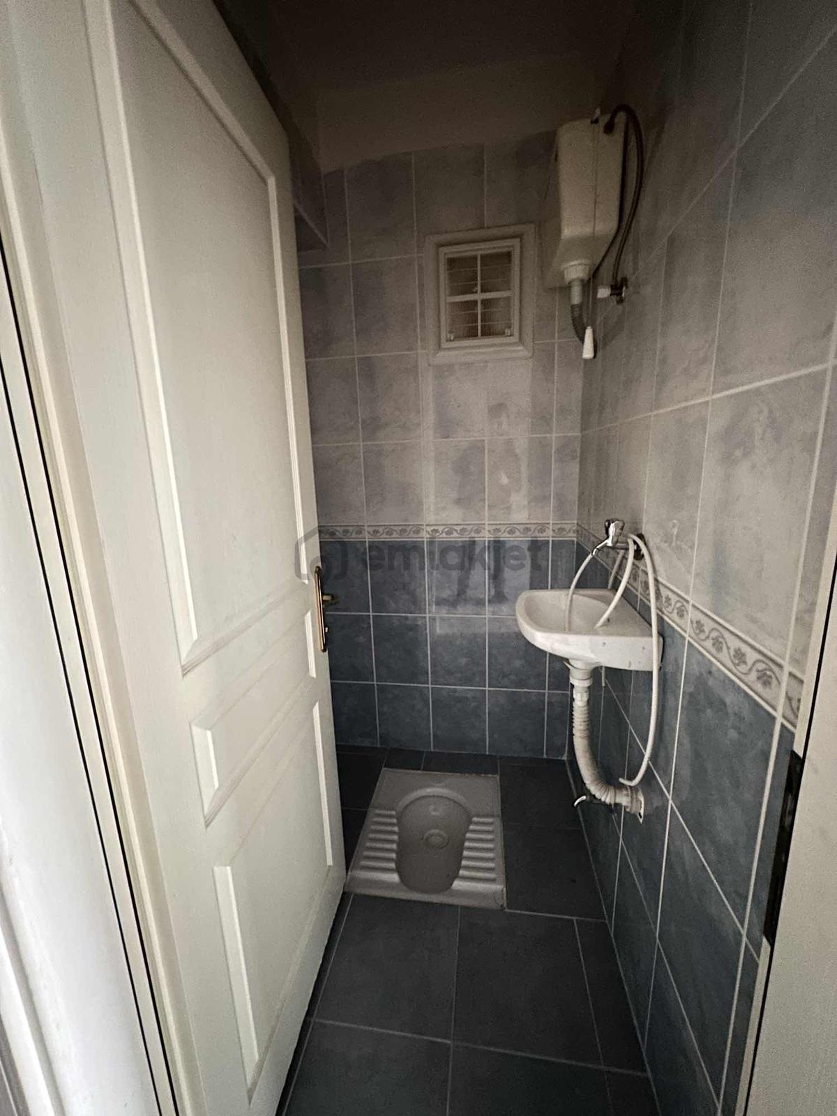 Troya Caddesine Çok Yakın Site İçinde 3+1 Kiralık Daire - 32