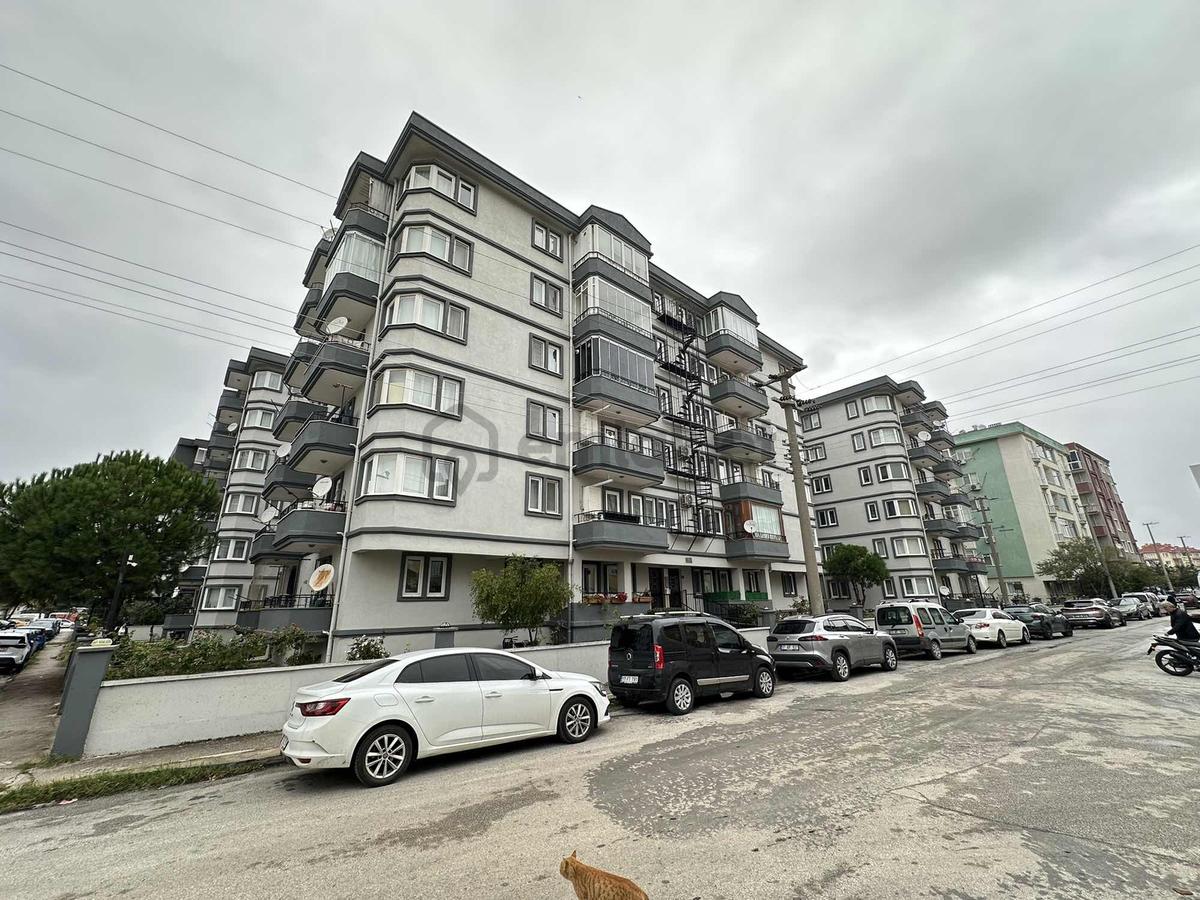 Troya Caddesine Çok Yakın Site İçinde 3+1 Kiralık Daire - 3
