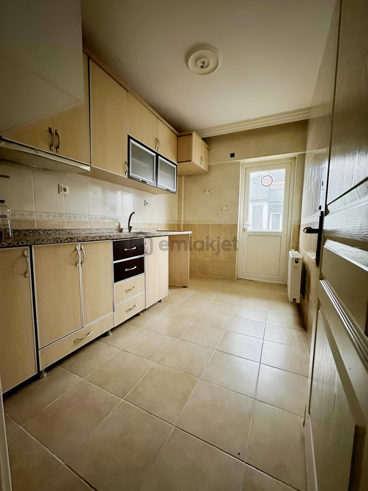 Troya Caddesine Çok Yakın Site İçinde 3+1 Kiralık Daire - 21