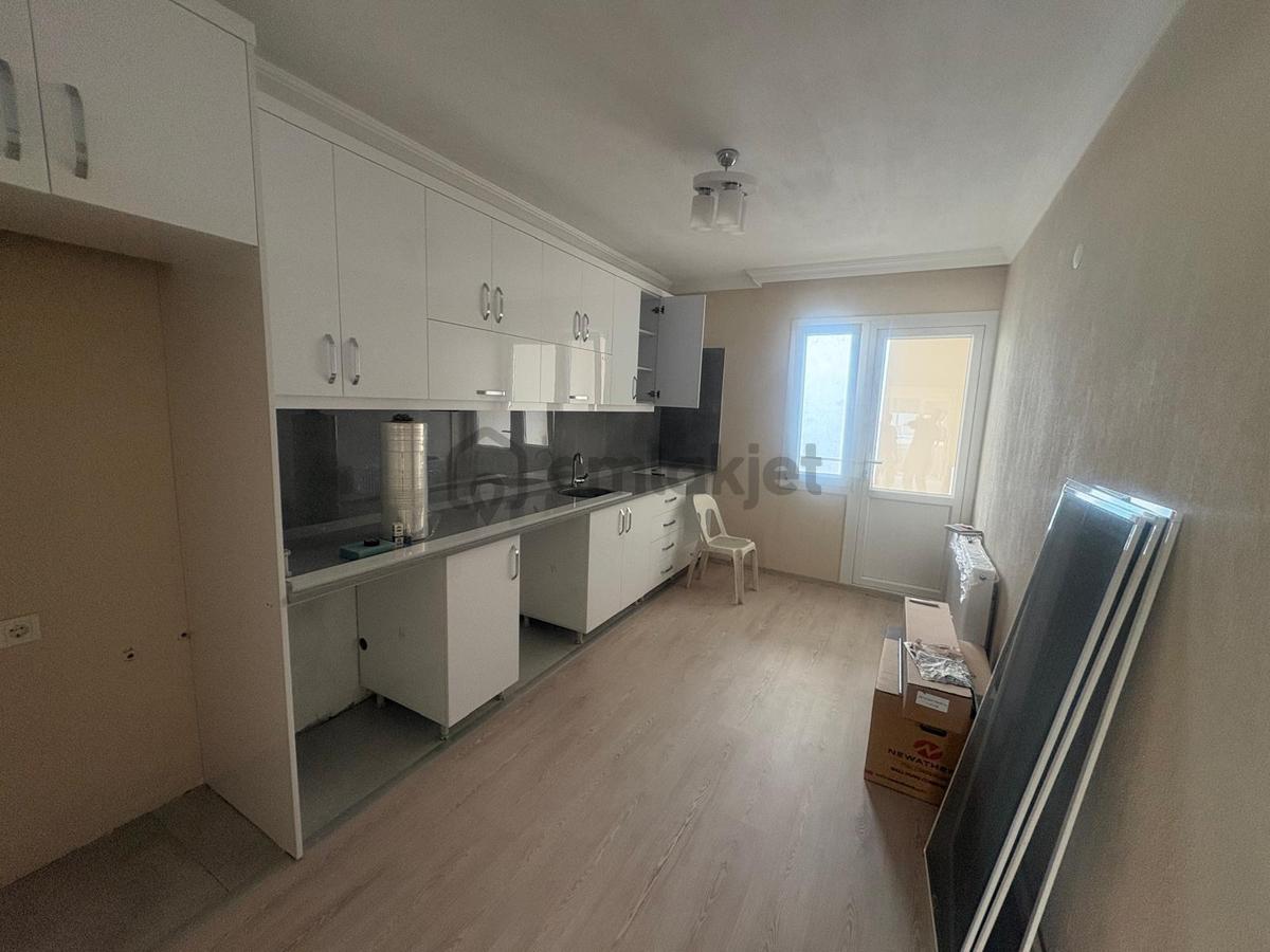 Turpa'dan Sarnıç'ta 3+1 Geniş Arakat Kiralık Daire - 13