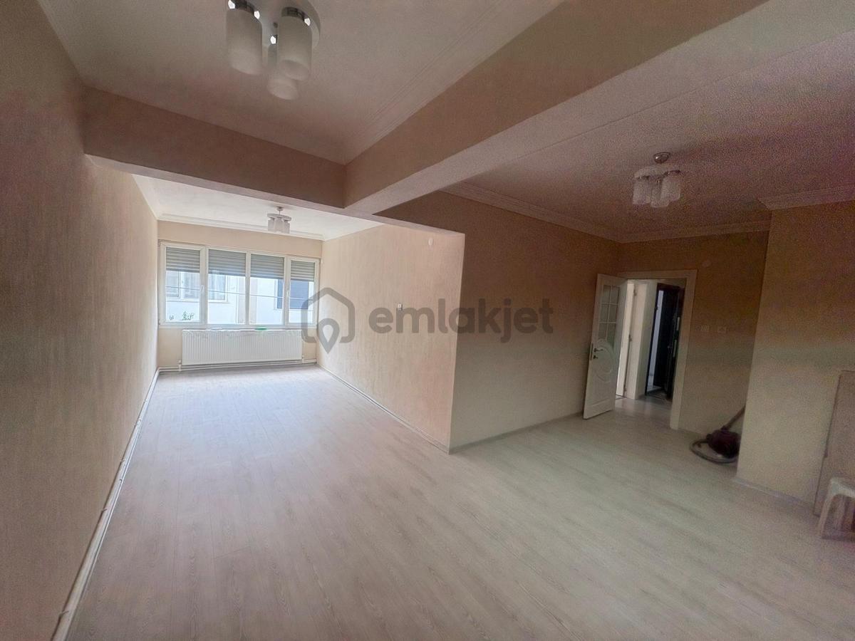 Turpa'dan Sarnıç'ta 3+1 Geniş Arakat Kiralık Daire