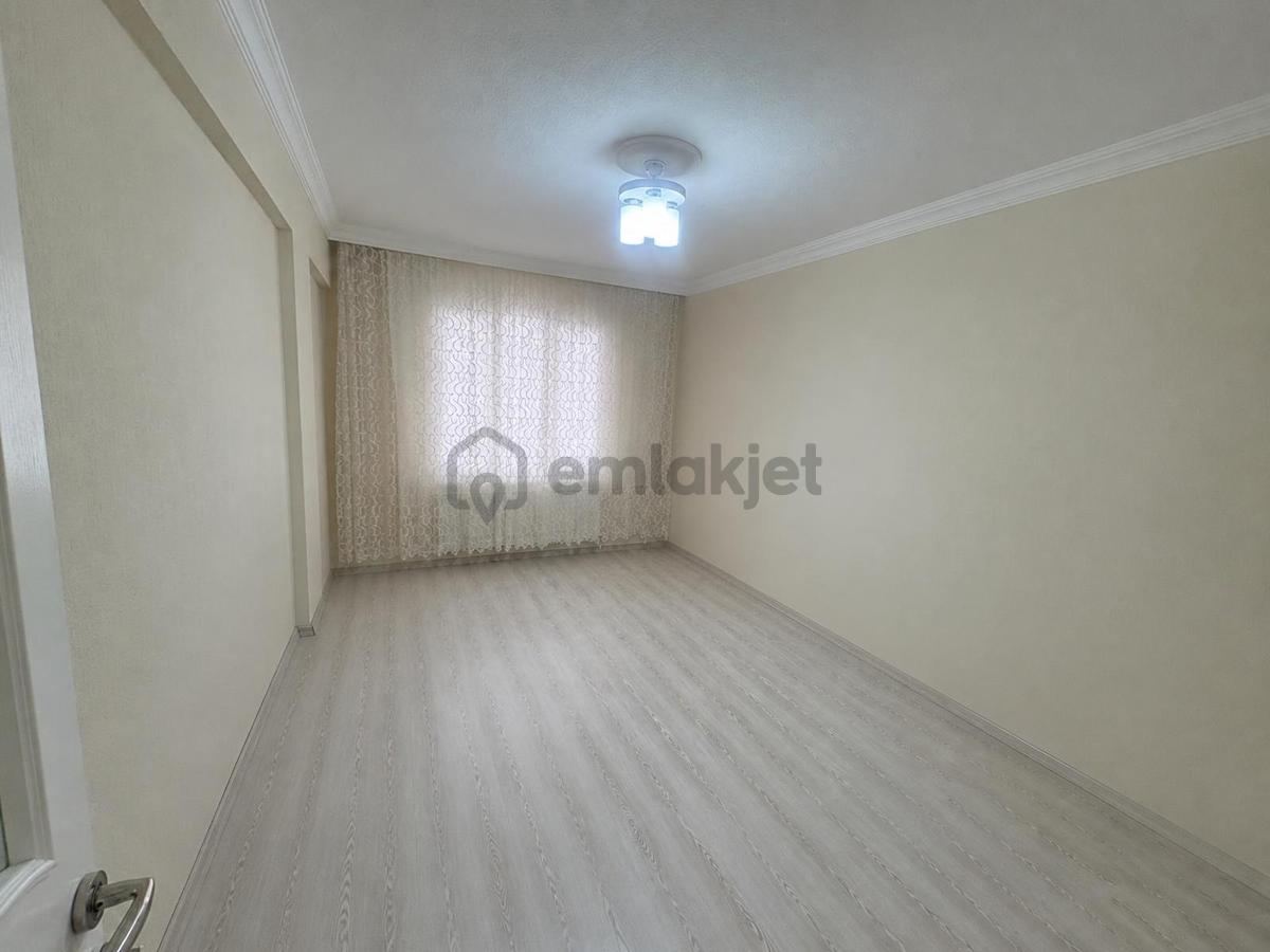Turpa'dan Sarnıç'ta 3+1 Geniş Arakat Kiralık Daire - 4