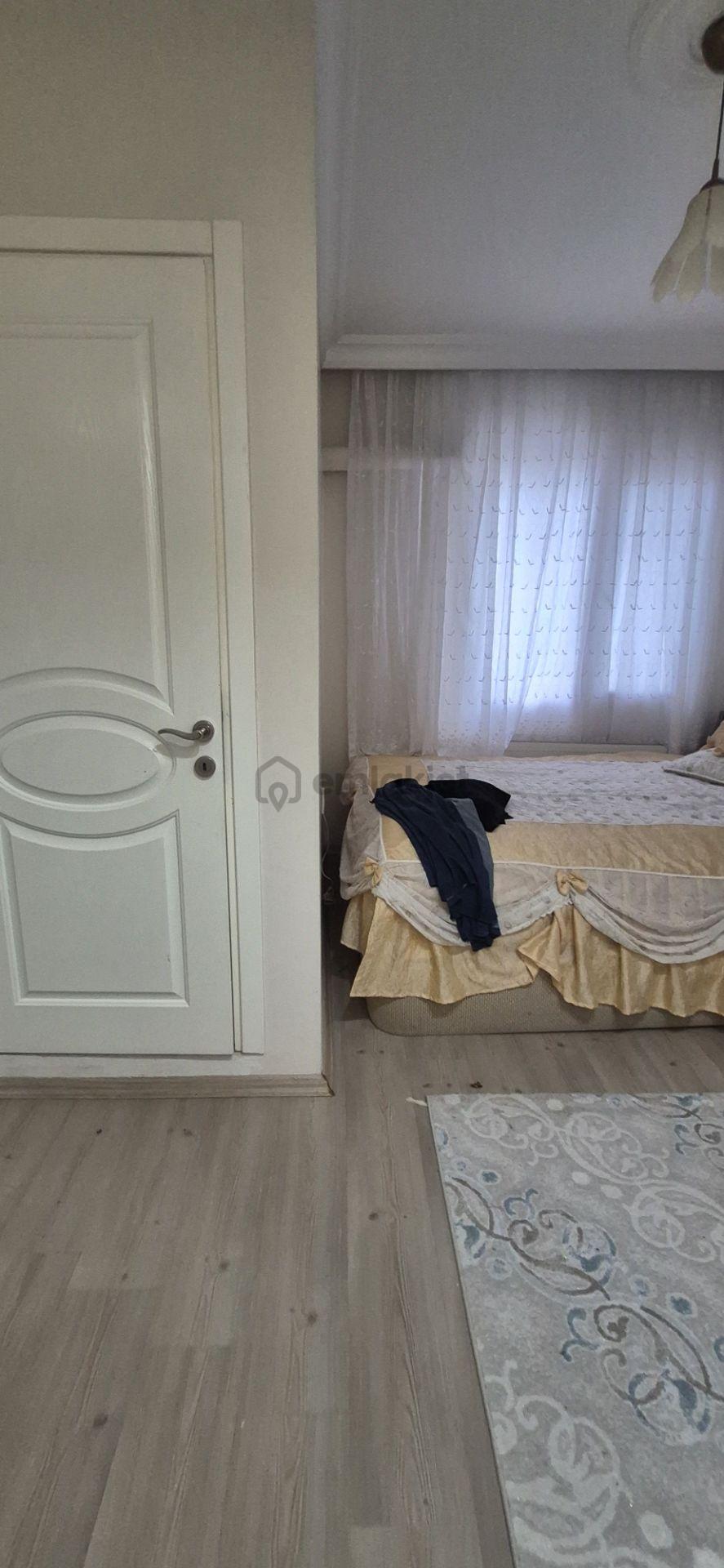 Bornova İnönü De 4+1 Eşyalı Kiralık Daire - 8
