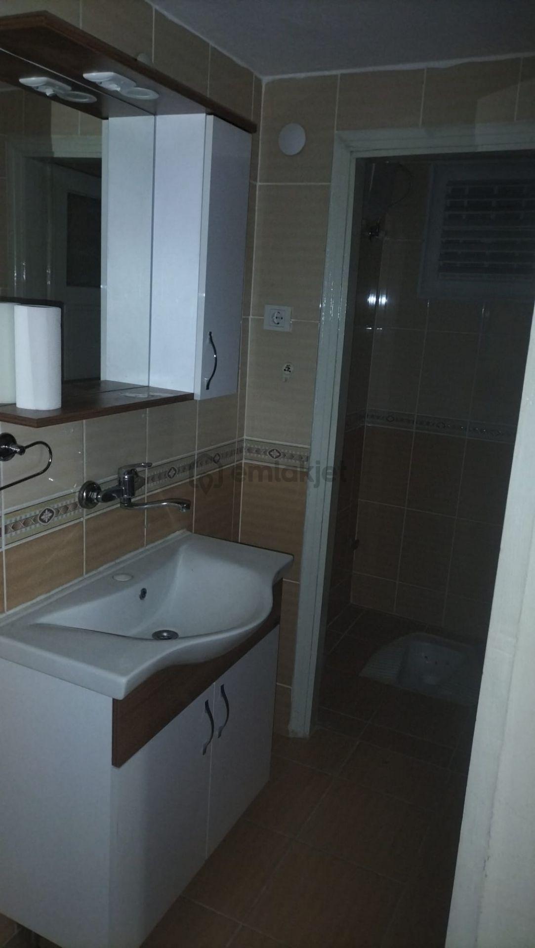 Yeni Mh De Kiralık 3+1 Daire - 12