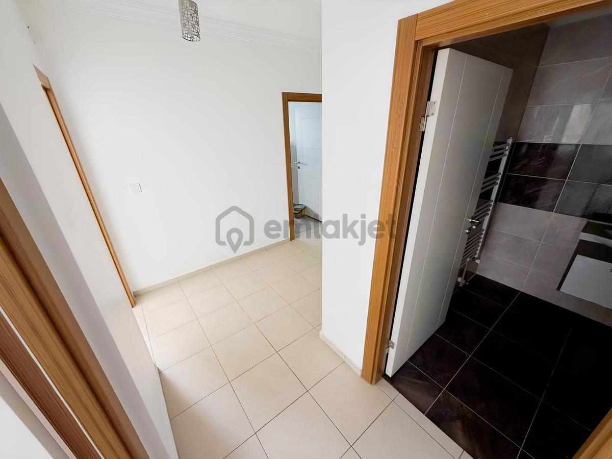 Natoyolu Caddesi Üzerinde Çift Balkon 7.kat 3+1 Daire - 26