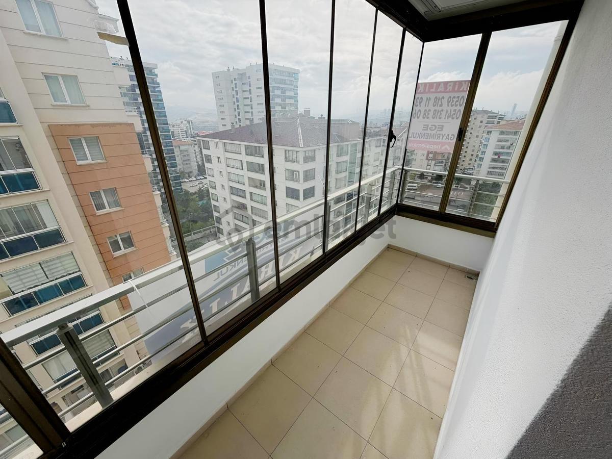 Natoyolu Caddesi Üzerinde Çift Balkon 7.kat 3+1 Daire - 14