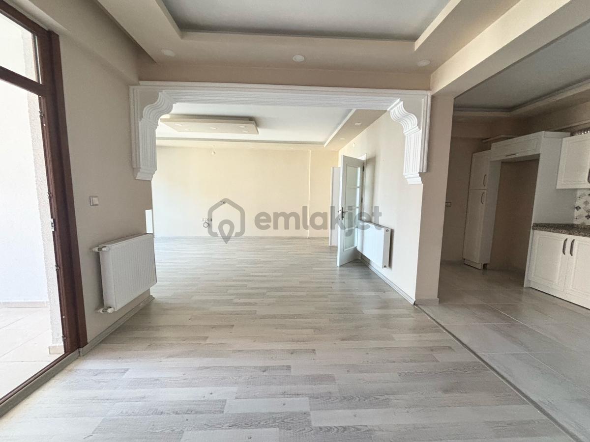 Kaşüstü Mah. Platınum Konutları Geniş Kiralık Daire - 8